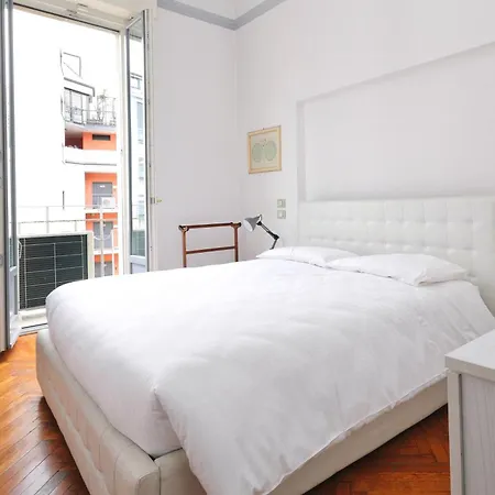 Joivy Deluxe Flat Near City Centre Milan